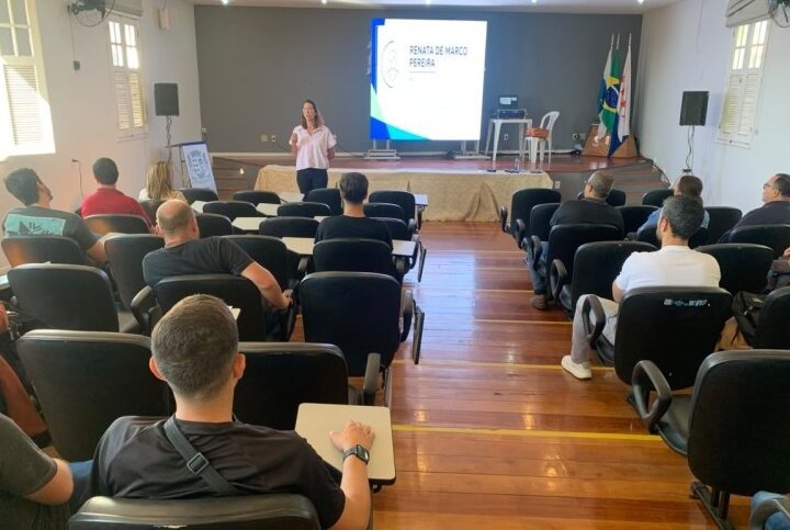 Curso do Tribunal de Contas do Estado realizado em SJB
