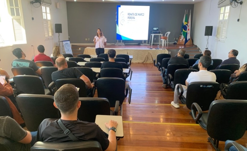 Curso do Tribunal de Contas do Estado realizado em SJB