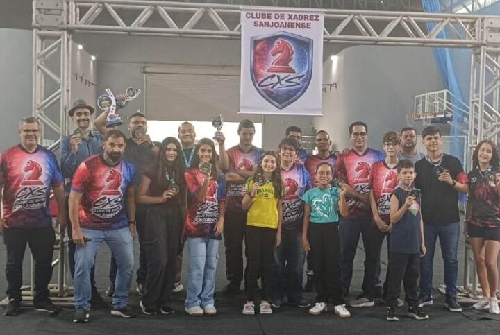 Circuito Junino de Xadrez reúne 18 competidores em SJB