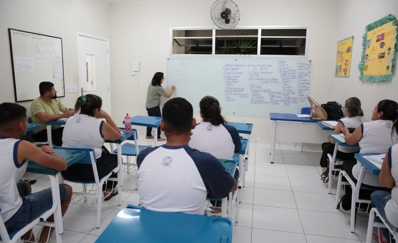 Matrículas da EJA seguem abertas em SJB