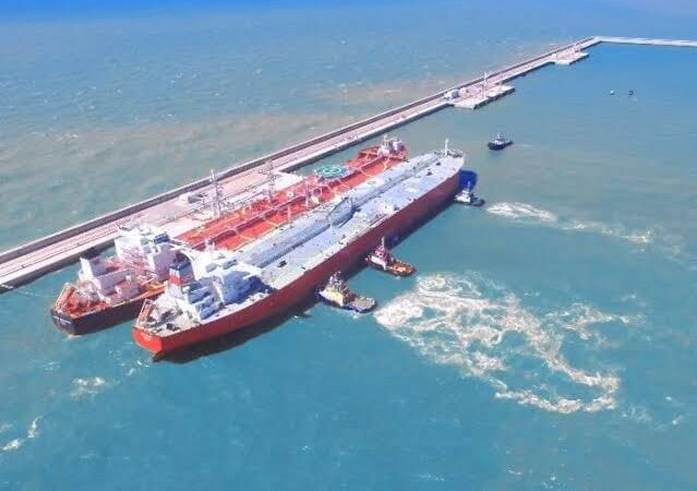 Petrobras e Vast firmam contrato inédito de longo prazo para operações no Terminal T-Oil, no Porto do Açu