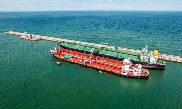 Vast renova contrato com a Petronas e amplia parceria no Porto do Açu até 2027