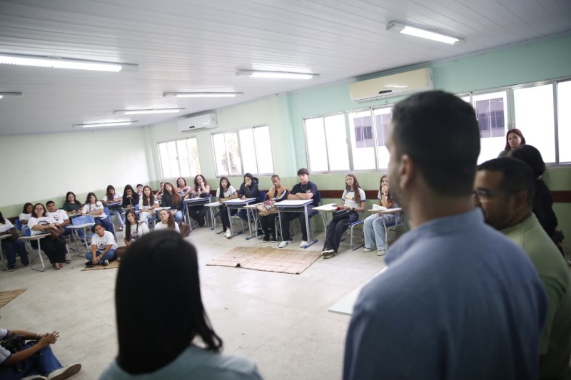Roda de Conversa debate o Racismo no Cotidiano Escolar em SJB