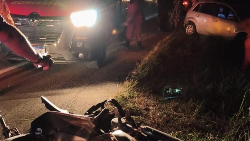 Grave acidente entre carro e moto mobiliza equipes de resgate na BR-356, em Barcelos