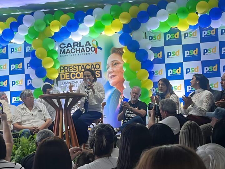 Carla Machado reúne multidão em prestação de contas e destaca trajetória de trabalho na Alerj