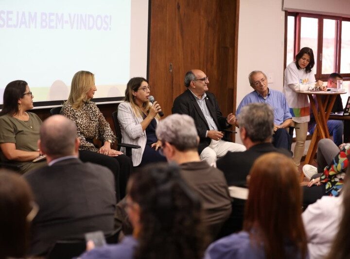 Representantes de municípios fluminenses e lideranças empresariais discutiram inovações e propostas para alavancar o setor