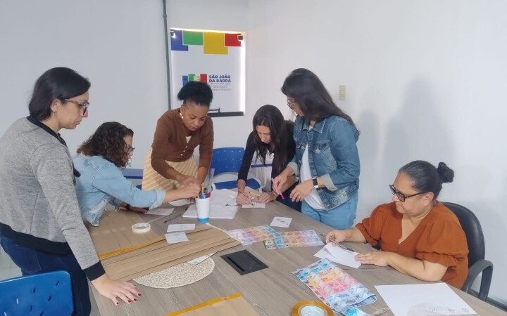 Professores do Ciclo Alfabetizador participam de formação em SJB