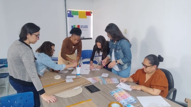 Professores do Ciclo Alfabetizador participam de formação em SJB