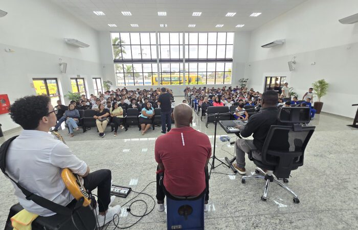 Reflexão sobre ‘Identidade e Escolhas’ marca primeiro dia da Semana do Estudante e da Juventude