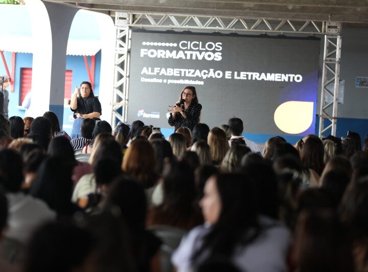 Educação promove Seminário de Alfabetização em SJB