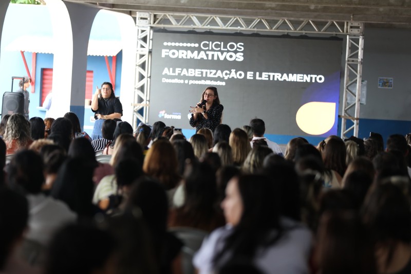 Educação promove Seminário de Alfabetização em SJB