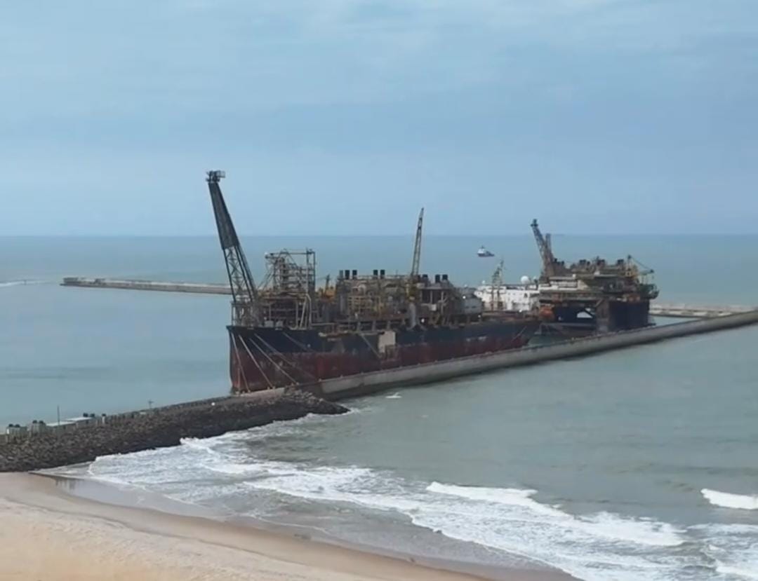 Porto do Açu planeja investir R$ 512 milhões para avançar no descomissionamento de plataformas de petróleo