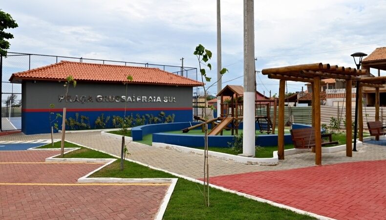 Praça Grussaí Praia Sul entregue à população