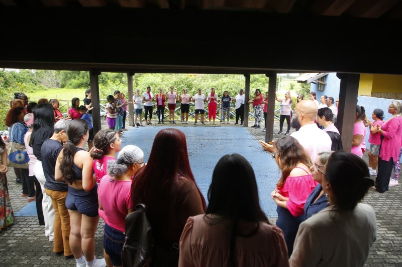 Atividades pelo Outubro Rosa realizadas em SJB