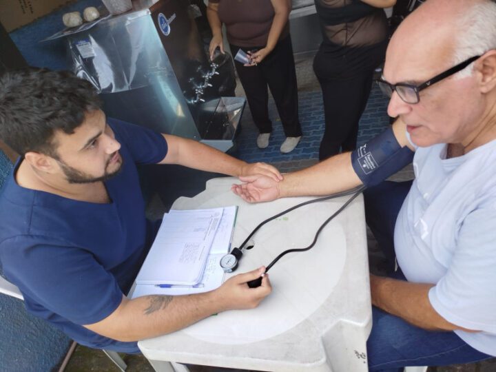 Centro Municipal de Práticas Integrativas recebe agentes de endemias