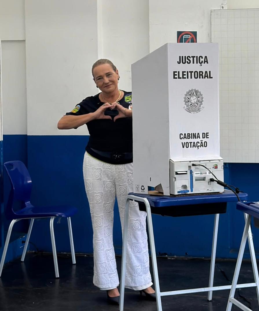 Carla Machado vota em Campos e agradece apoio durante campanha